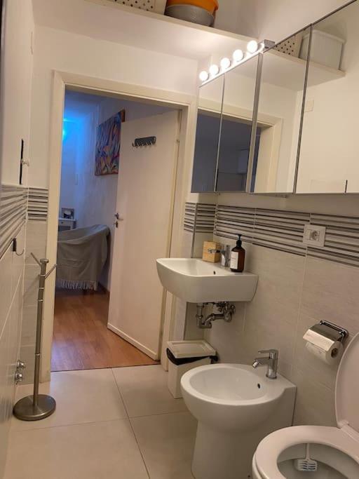 Gianfranco - City Center Apt Флоренція Екстер'єр фото